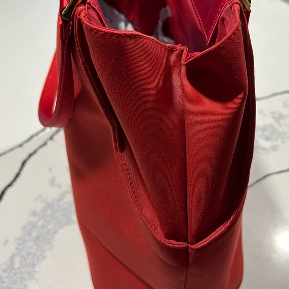 Escada Beaute Bright Red Purse - Picture 4 of 11